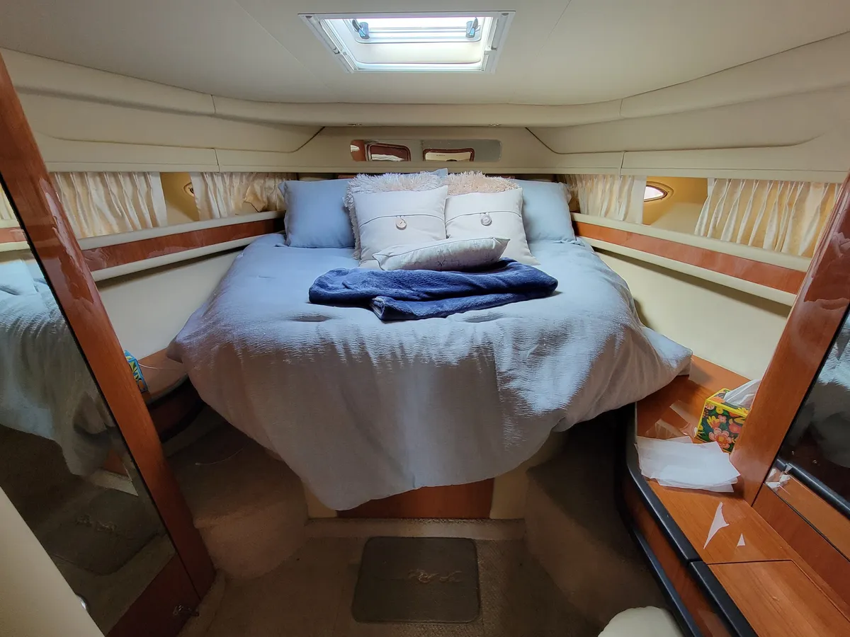 boat-carouselImage-image