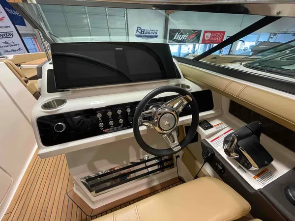2024 Sea Ray SLX 310-24