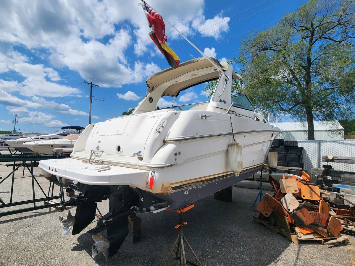 boat-carouselImage-image