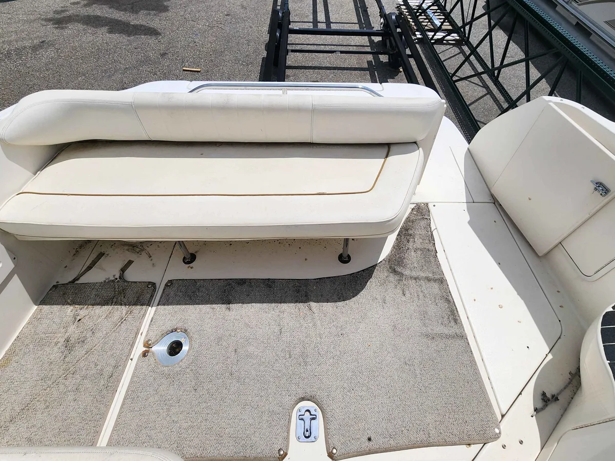 boat-carouselImage-image