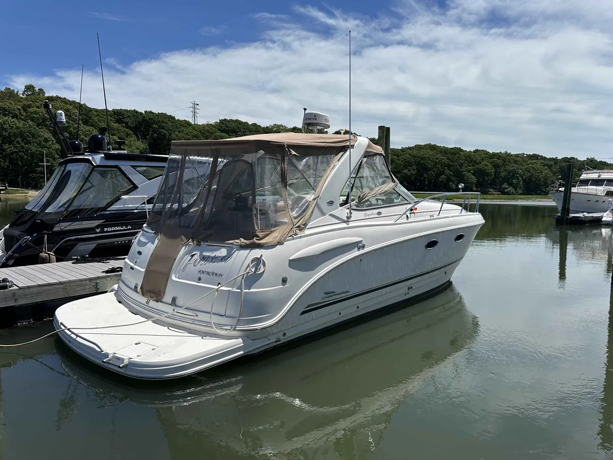 2004 Chaparral 330 SIGNATURE