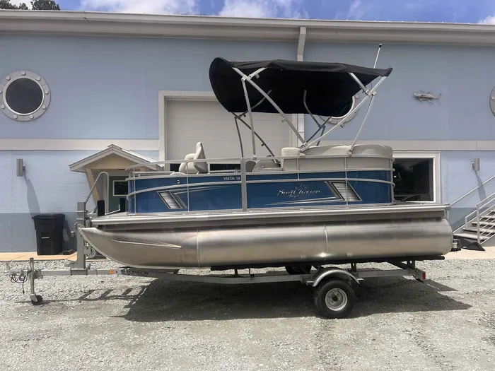 2024 SunChaser Vista 16 Fish0