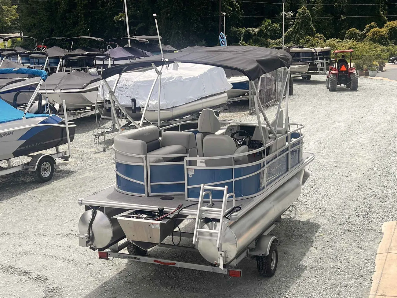 2024 SunChaser Vista 16 Fish-3