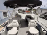 2024 SunChaser Vista 16 Fish-5