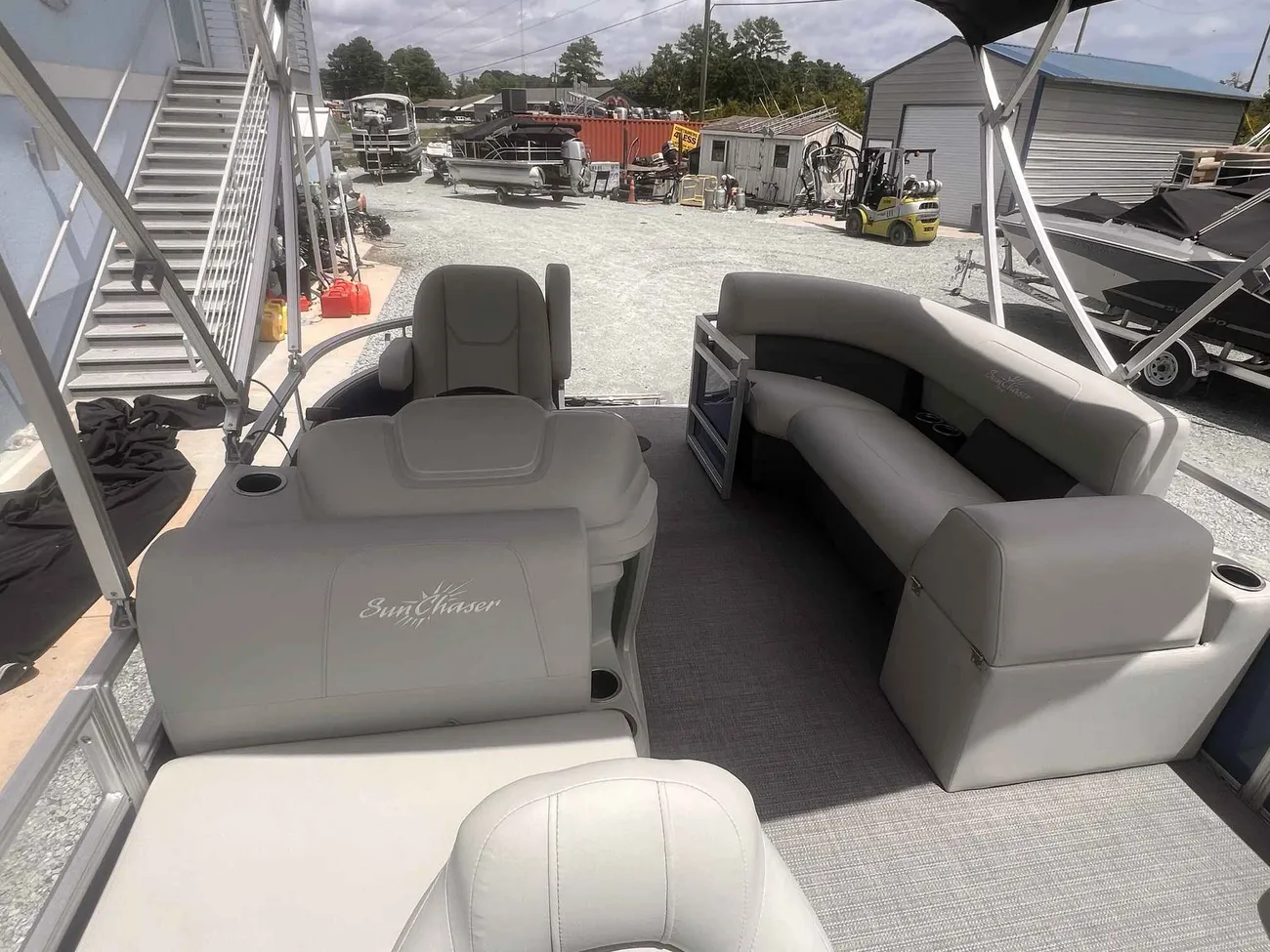2024 SunChaser Vista 16 Fish-6