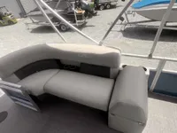 2024 SunChaser Vista 16 Fish-7