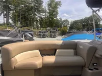 2024 SunChaser Vista 20 Fish-6