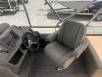 2024 SunChaser Vista 20 Fish-9
