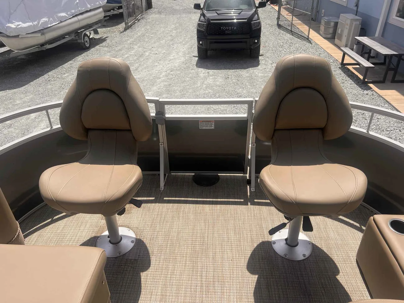 2024 SunChaser Vista 20 Fish-11