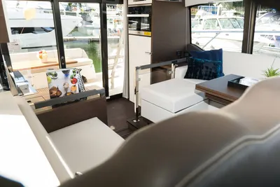 Pre-Owned 2022 Prestige 460 Fly for Sale | Vancouver, BC | M&P Yacht Centre | 66c3f5f4e5cbc1e689029bbd
