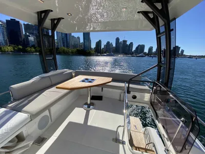 Pre-Owned 2022 Prestige 460 Fly for Sale | Vancouver, BC | M&P Yacht Centre | 66c3f5f4e5cbc1e689029bbd