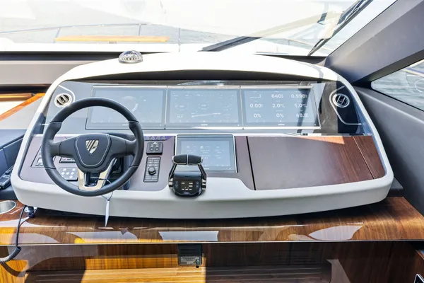 2024 Fairline PHANTOM 65 detail image 27