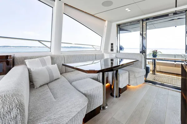 2024 Fairline PHANTOM 65 detail image 19