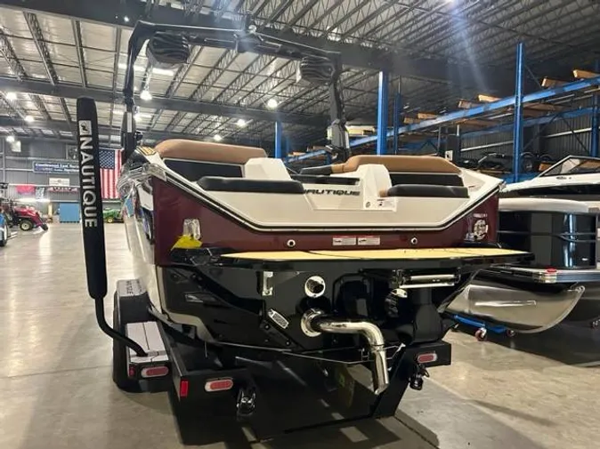 2025 Nautique S23