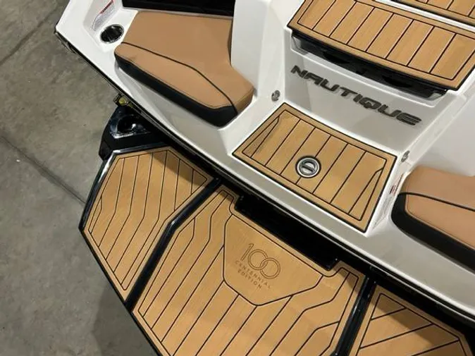 2025 Nautique S23
