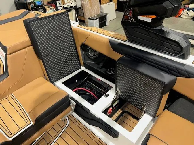 2025 Nautique S23