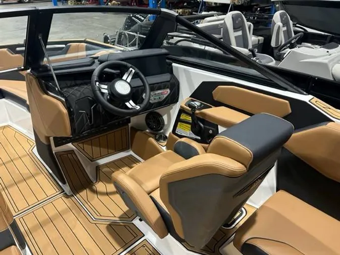 2025 Nautique S23