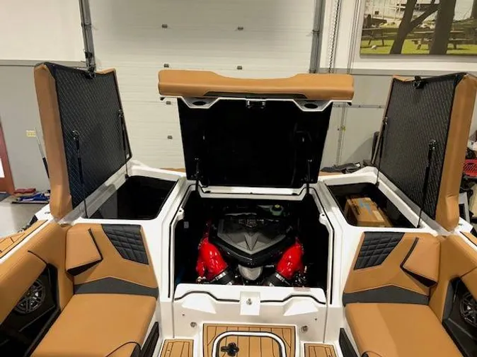 2025 Nautique S23