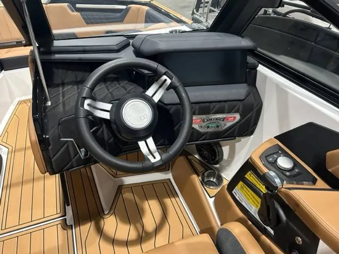 2025 Nautique S23