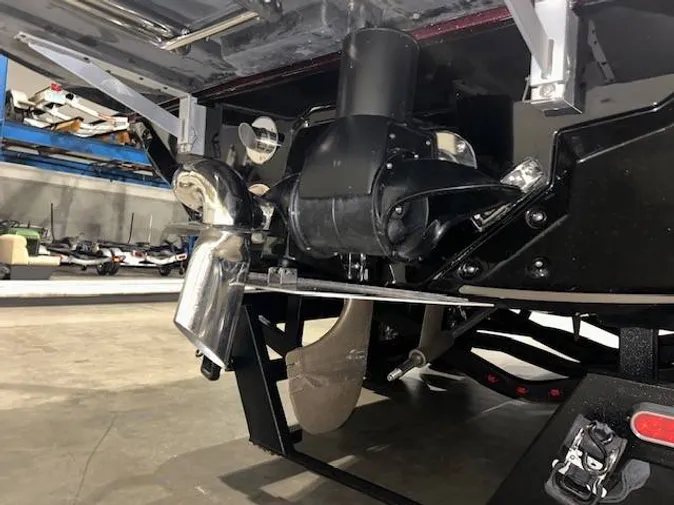2025 Nautique S23