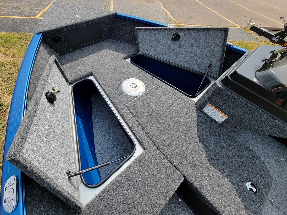 boat-carouselImage-image