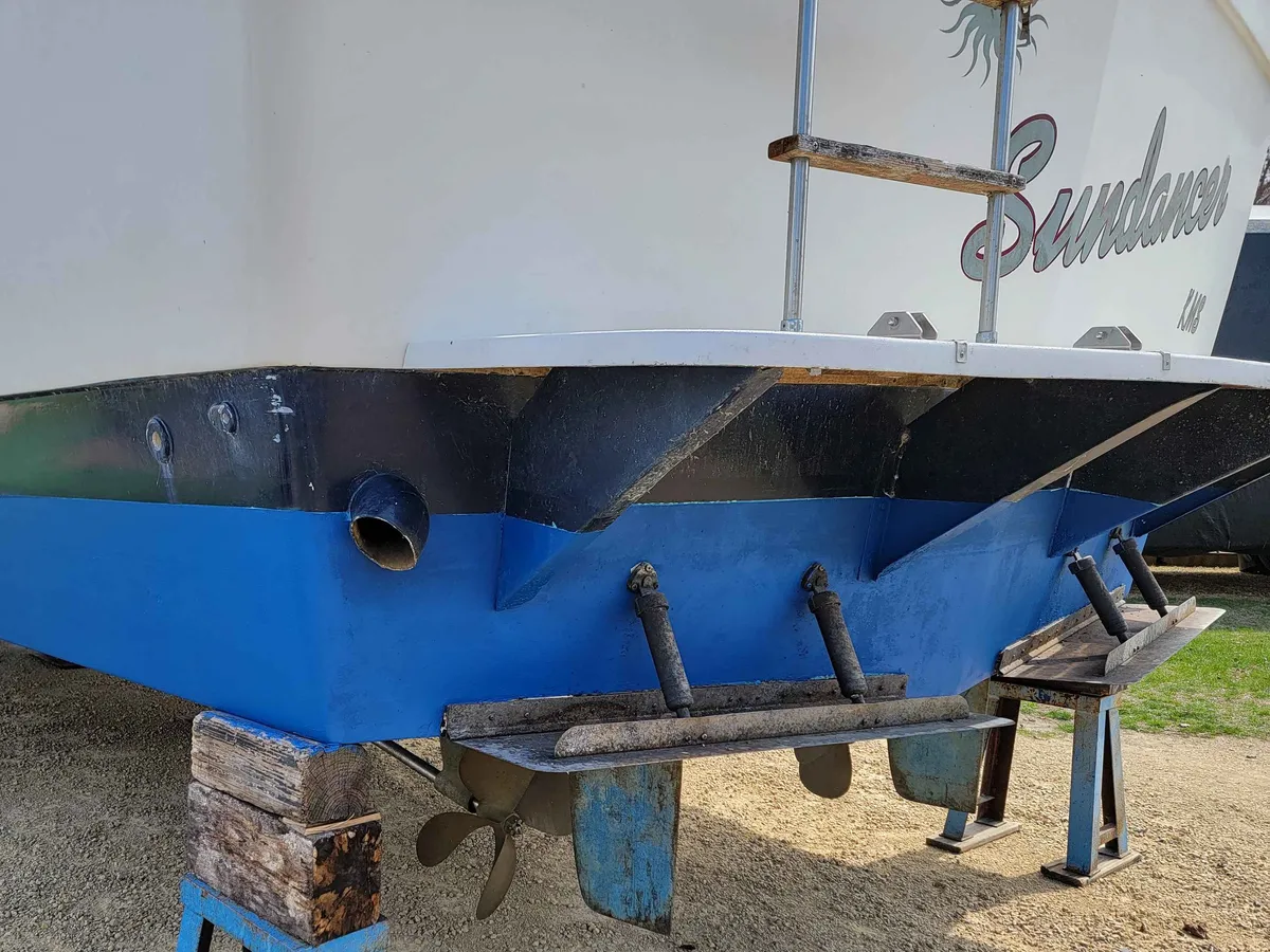 boat-carouselImage-image