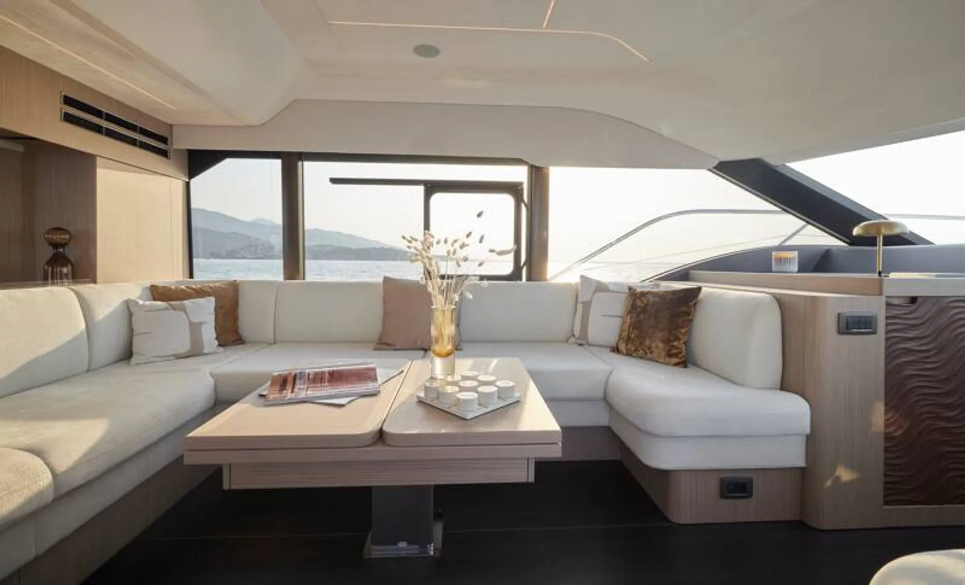 New 2027 Prestige F-Line: F5.7 for Sale | Vancouver, BC | M&P Yacht Centre | 66e9de92a7398bc5ef0e4883