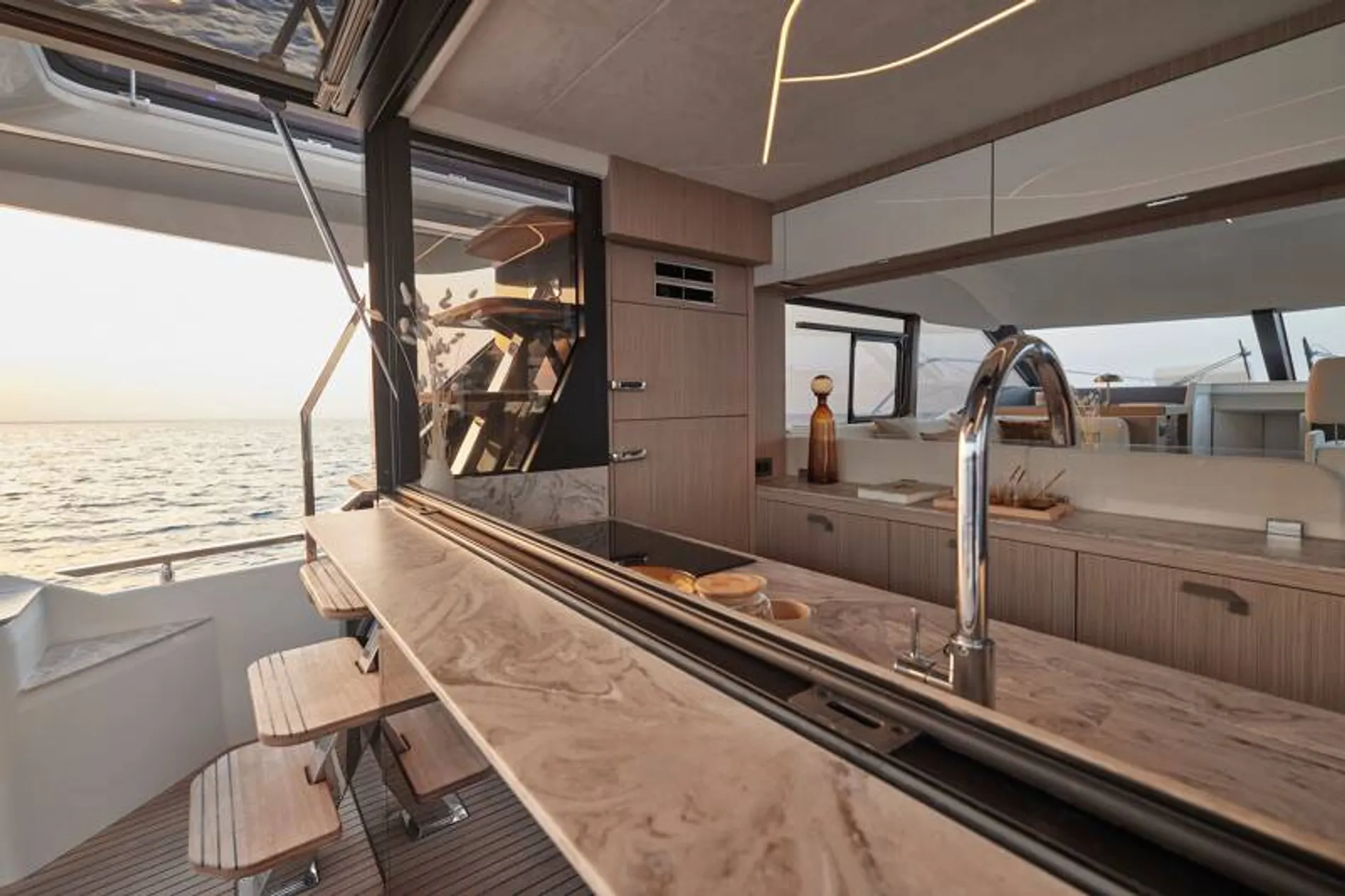 New 2027 Prestige F-Line: F5.7 for Sale | Vancouver, BC | M&P Yacht Centre | 66e9de92a7398bc5ef0e4883