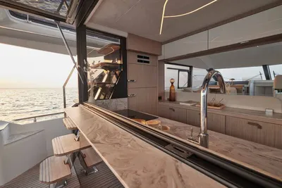 New 2027 Prestige F-Line: F5.7 for Sale | Vancouver, BC | M&P Yacht Centre | 66e9de92a7398bc5ef0e4883