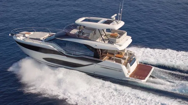 2027 Prestige F-Line: F5.7