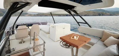 New 2027 Prestige F-Line: F5.7 for Sale | Vancouver, BC | M&P Yacht Centre | 66e9de92a7398bc5ef0e4883