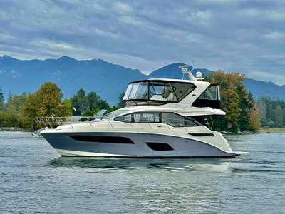 Pre-Owned 2018 Sea ray 460 Fly for Sale | Vancouver, BC | M&P Yacht Centre | 66ecfa72919c1d8b990e22f0