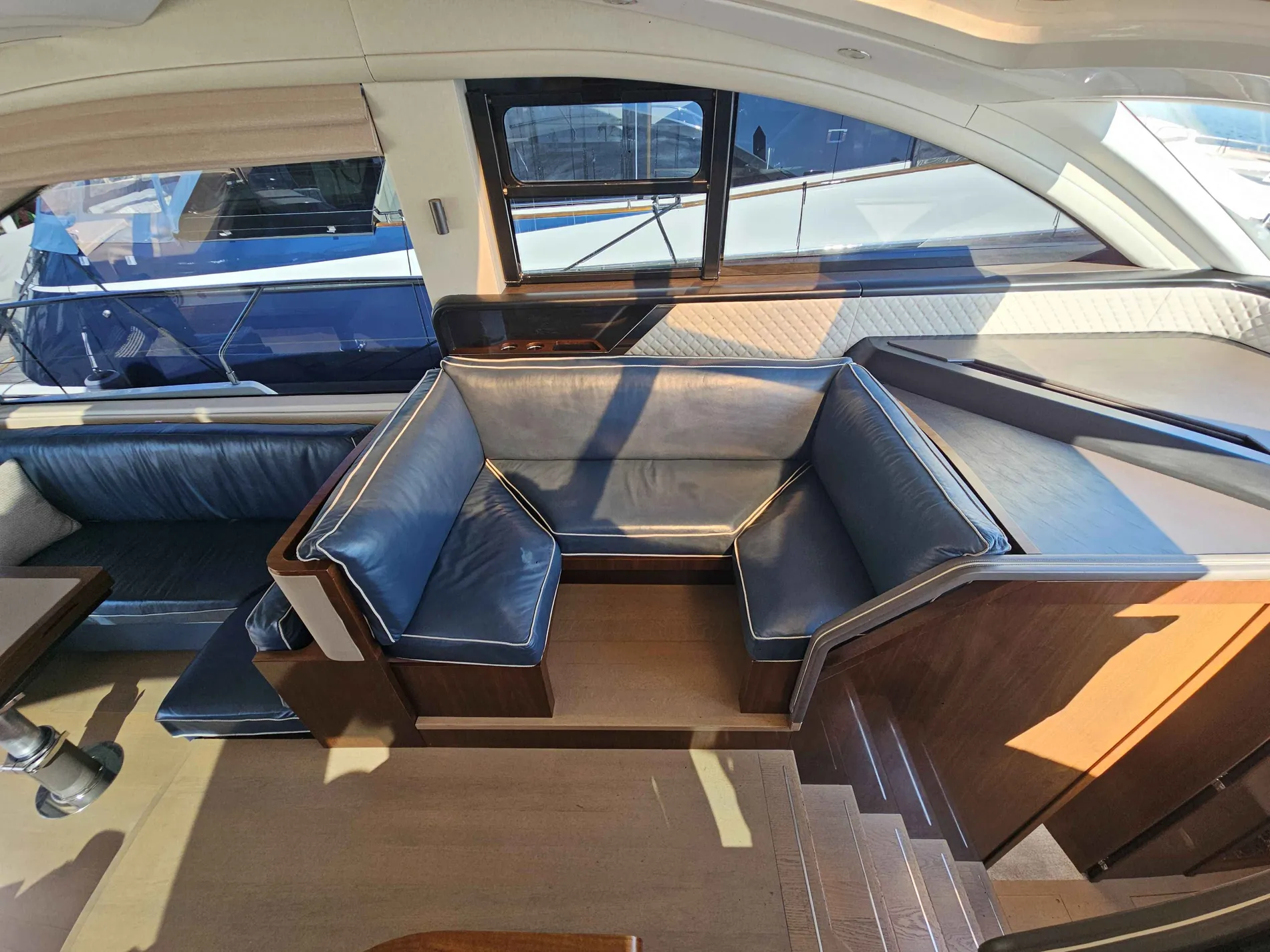 Pre-Owned 2016 Fairline Targa 53 GT for Sale | Vancouver, BC | M&P Yacht Centre | 66f5ef268b31e8f29a0544cc