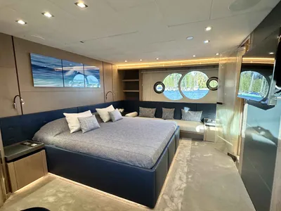 Pre-Owned 2020 Monte carlo yachts MCY 70 for Sale | Vancouver, BC | M&P Yacht Centre | 671c41a6e0487651320fbc50