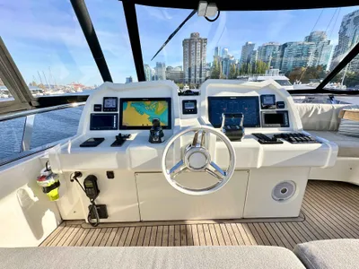Pre-Owned 2020 Monte carlo yachts MCY 70 for Sale | Vancouver, BC | M&P Yacht Centre | 671c41a6e0487651320fbc50