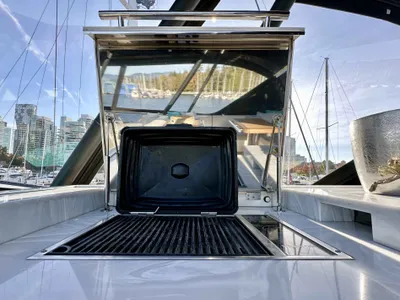 Pre-Owned 2020 Monte carlo yachts MCY 70 for Sale | Vancouver, BC | M&P Yacht Centre | 671c41a6e0487651320fbc50