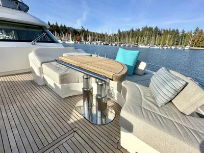 Pre-Owned 2020 Monte carlo yachts MCY 70 for Sale | Vancouver, BC | M&P Yacht Centre | 671c41a6e0487651320fbc50
