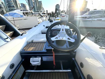 Pre-Owned 2020 Monte carlo yachts MCY 70 for Sale | Vancouver, BC | M&P Yacht Centre | 671c41a6e0487651320fbc50