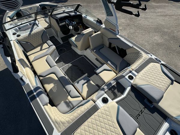 2025 Tige 22RZX-9