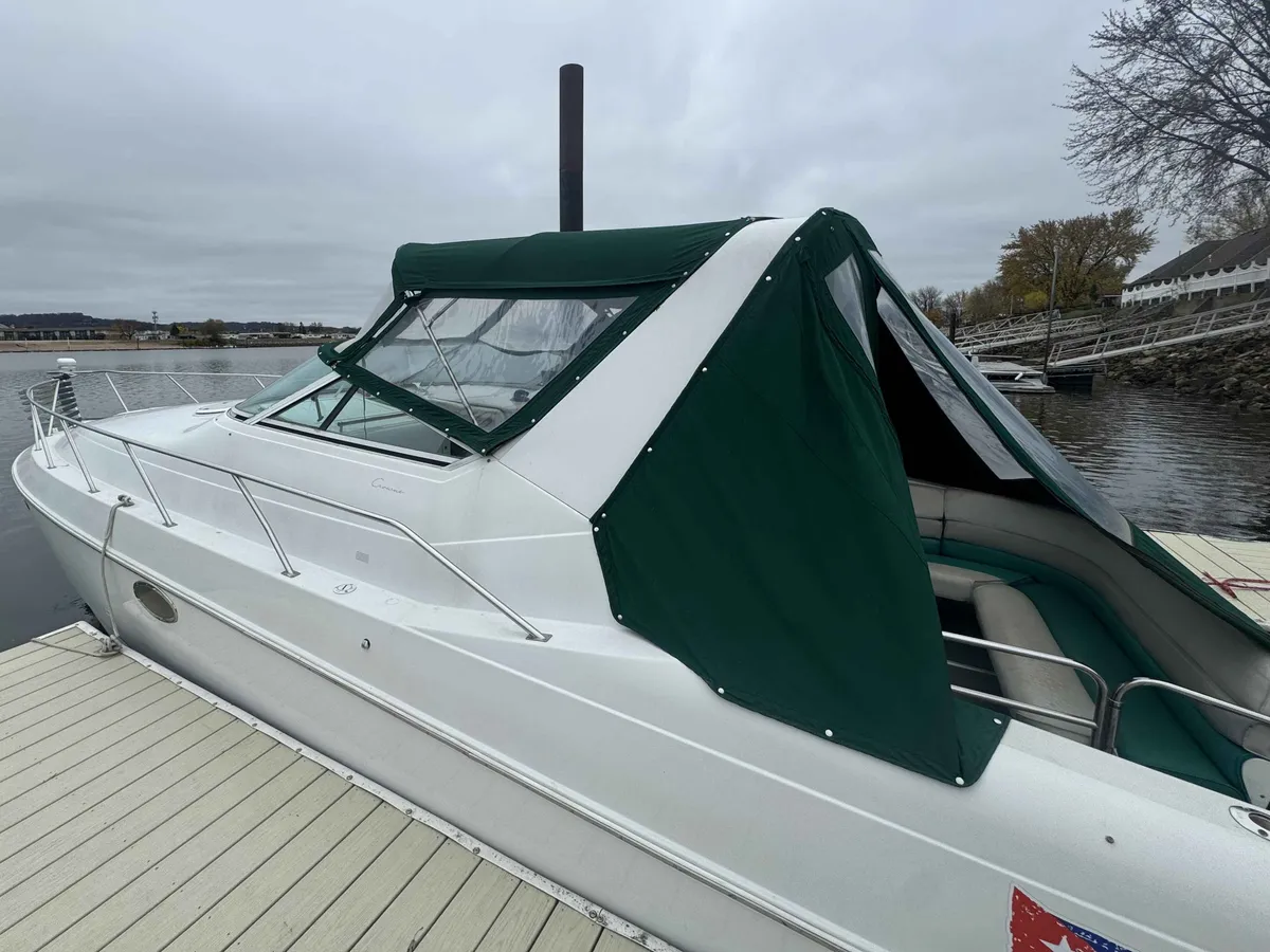 boat-carouselImage-image