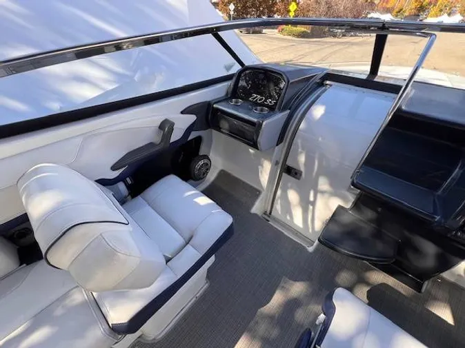 2015 Formula 270SS