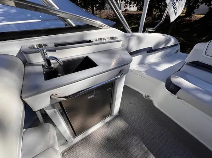 2015 Formula 270SS