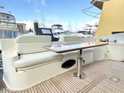 Pre-Owned 2011 Azimut 55E for Sale | Vancouver, BC | M&P Yacht Centre | 67568c362d1d176a550650bf
