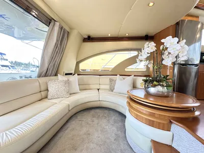 Pre-Owned 2011 Azimut 55E for Sale | Vancouver, BC | M&P Yacht Centre | 67568c362d1d176a550650bf