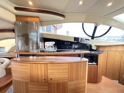 Pre-Owned 2011 Azimut 55E for Sale | Vancouver, BC | M&P Yacht Centre | 67568c362d1d176a550650bf