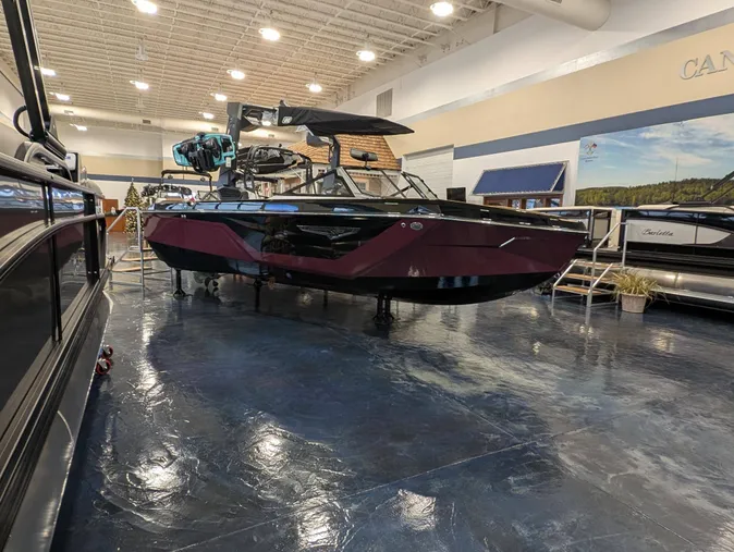 2025 Nautique S23