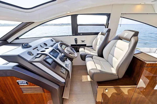 2025 Fairline TARGA 50 GT detail image 18