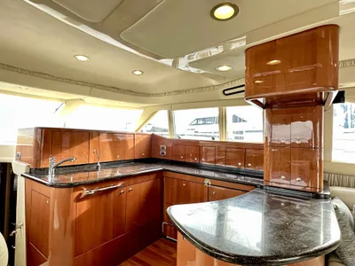 Pre-Owned 2002 Sea ray 560 Sedan Bridge for Sale | Vancouver, BC | M&P Yacht Centre | 678c2da7dd2070a5b007d17f