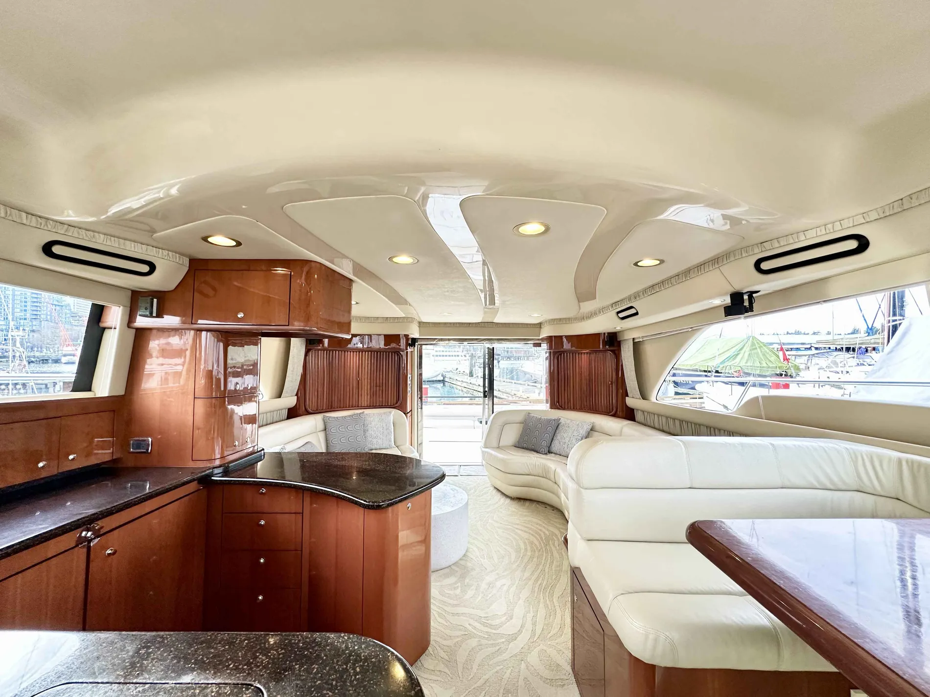 Pre-Owned 2002 Sea ray 560 Sedan Bridge for Sale | Vancouver, BC | M&P Yacht Centre | 678c2da7dd2070a5b007d17f
