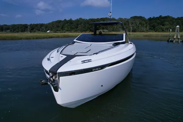 2023 Fairline F-LINE 33 OB detail image 7